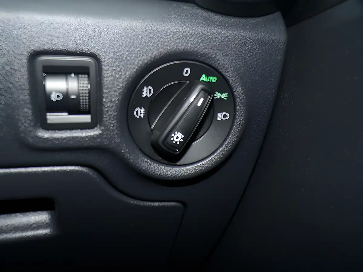 Used 2023 Skoda Fabia Se Comfort Blue - Interior and Exterior details 14