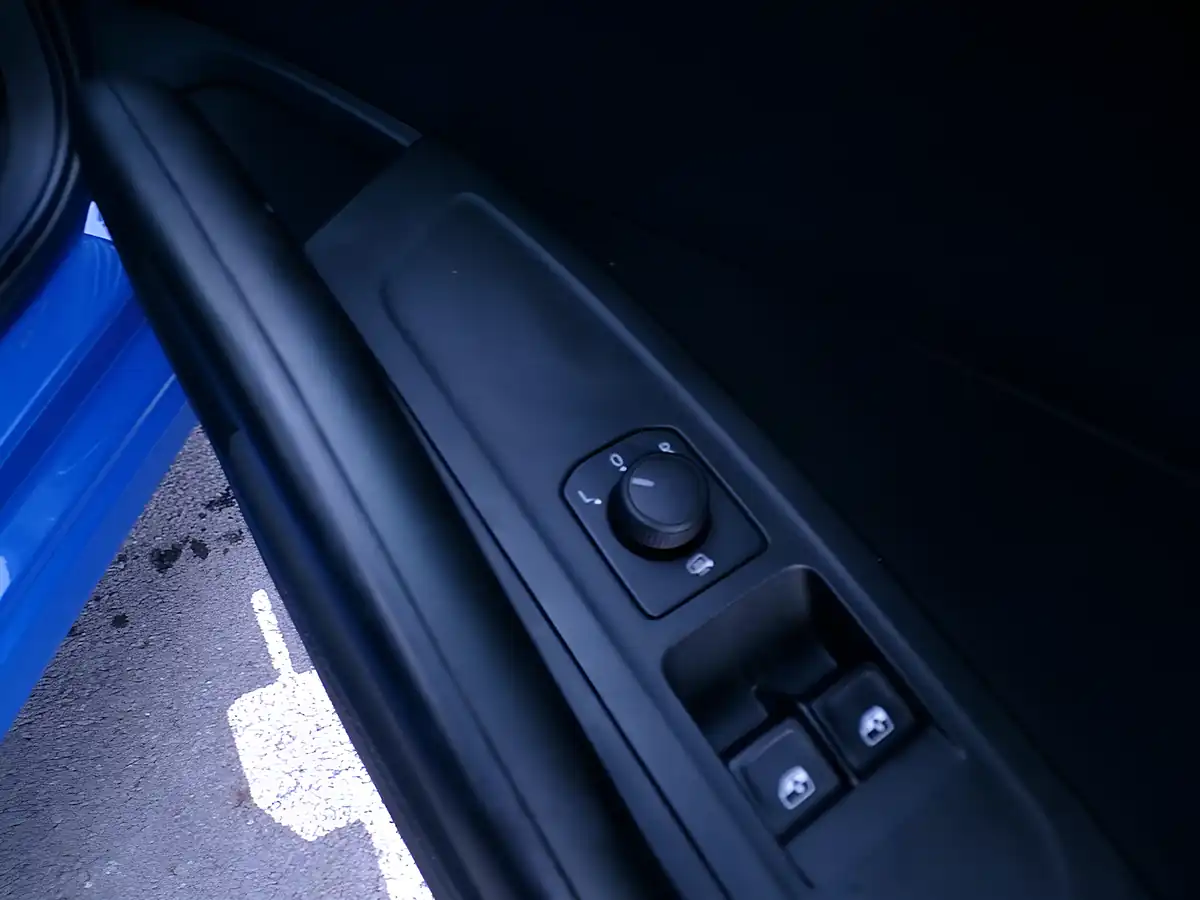 Used 2023 Skoda Fabia Se Comfort Blue - Interior and Exterior details 18