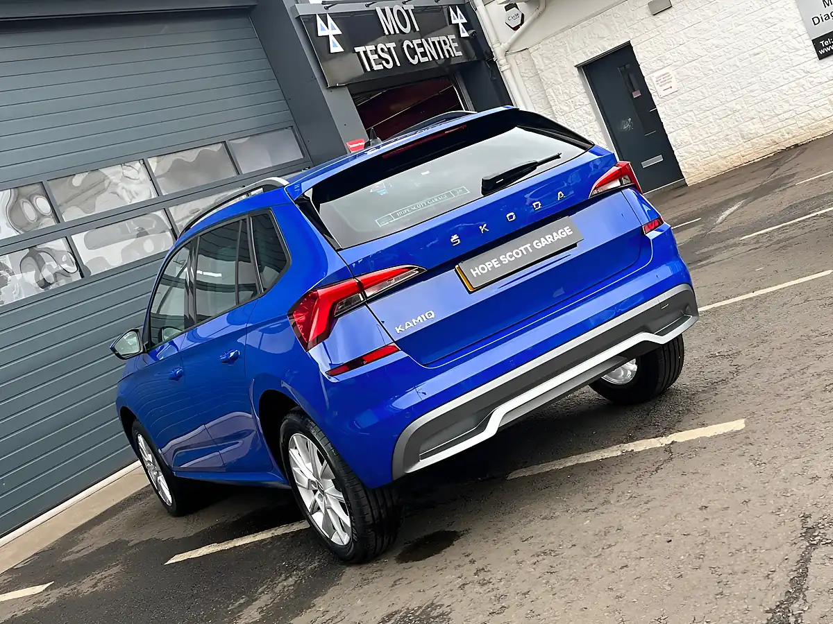 Used 2023 Skoda Kamiq Se Drive Blue - Interior and Exterior details 18