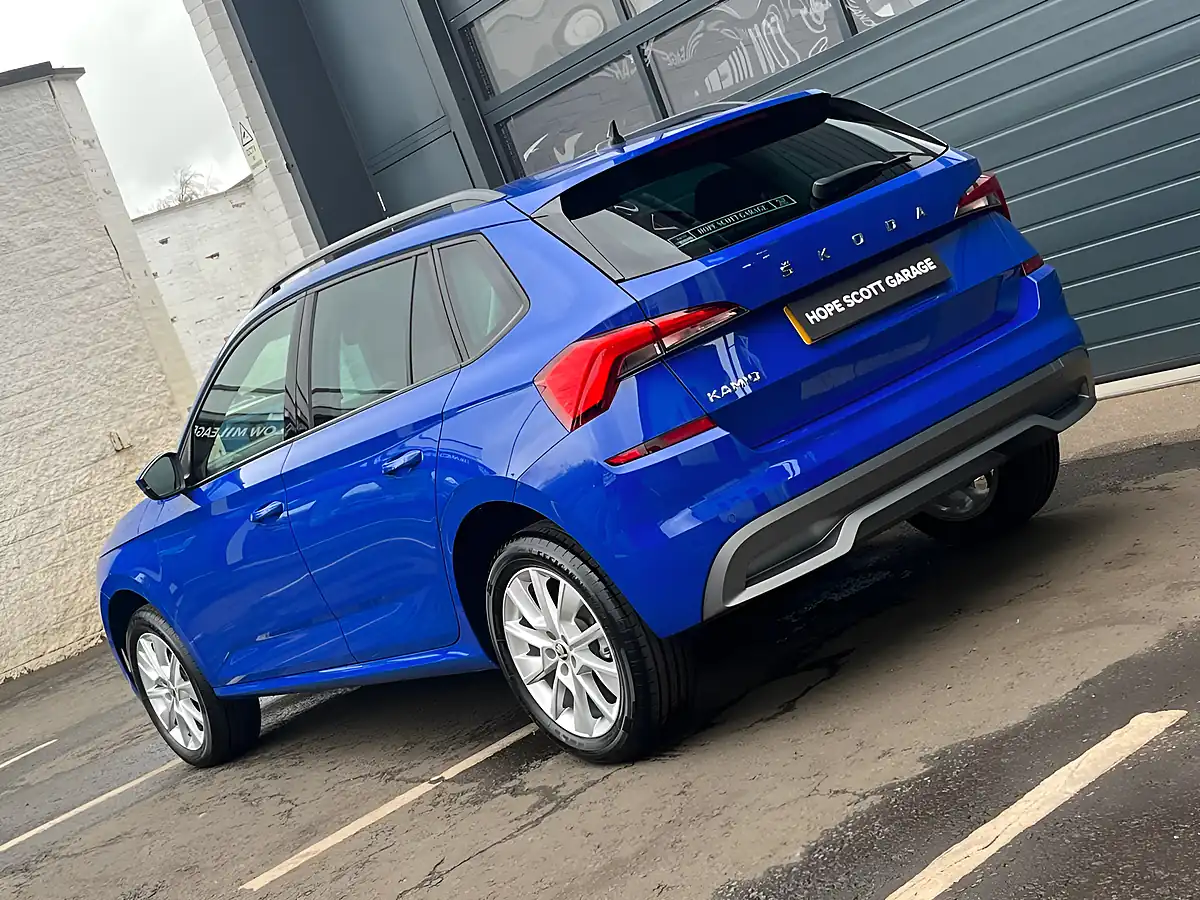 Used 2023 Skoda Kamiq Se Drive Blue - Interior and Exterior details 6