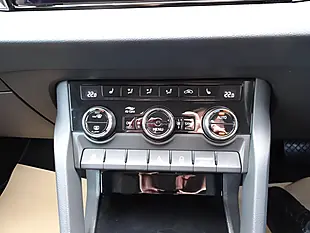 Used 2023 Skoda Karoq Se Drive Energy Blue - Interior and Exterior details 15