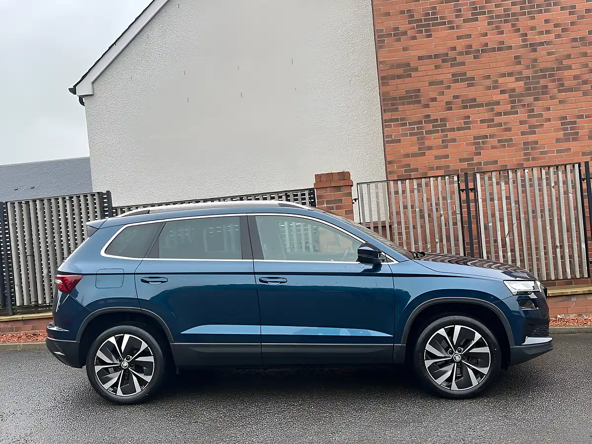 Used 2023 Skoda Karoq Se L Blue - Interior and Exterior details 2