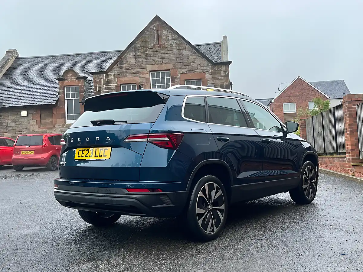 Used 2023 Skoda Karoq Se L Blue - Interior and Exterior details 3