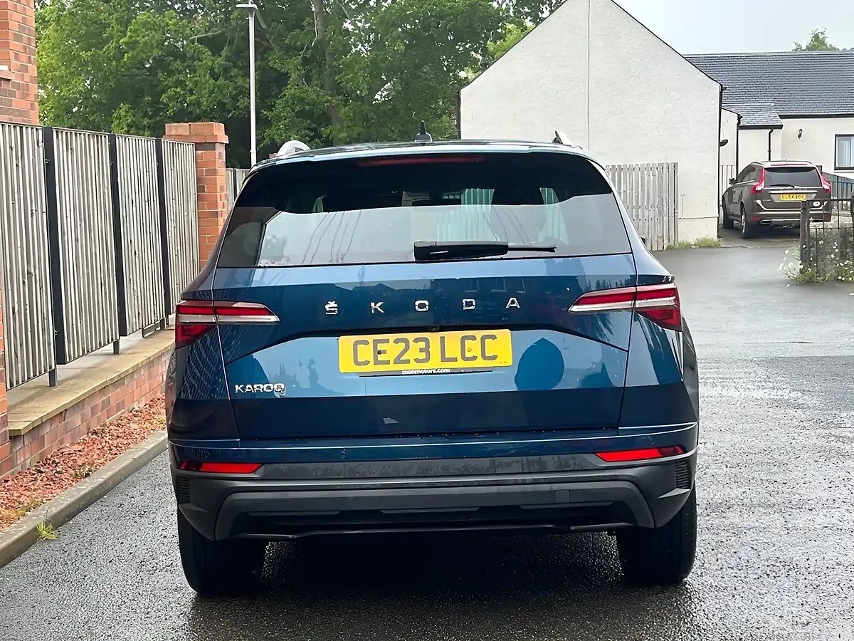 Used 2023 Skoda Karoq Se L Blue - Interior and Exterior details 4