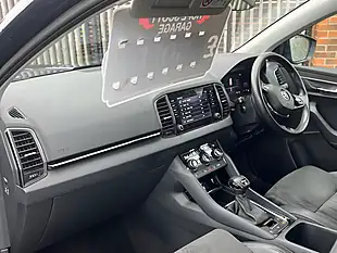 Used 2023 Skoda Karoq Se L Blue - Interior and Exterior details 7