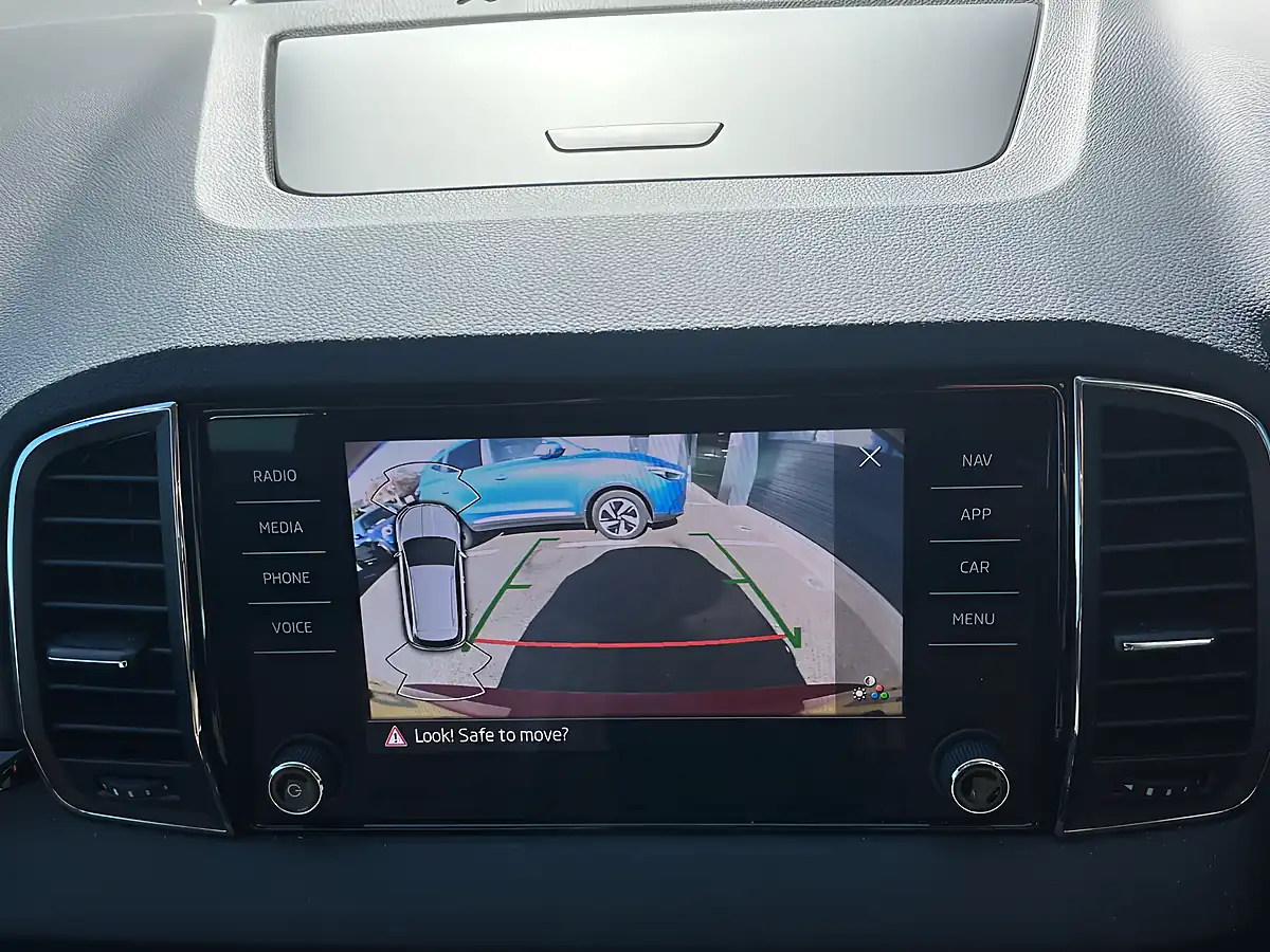 Used 2023 Skoda Karoq Se L Red - Interior and Exterior details 8