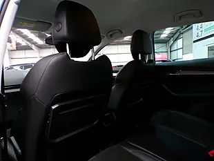 Used 2023 Skoda Karoq Se L White - Interior and Exterior details 18