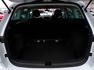Used 2023 Skoda Karoq Se L White - Interior and Exterior details 20