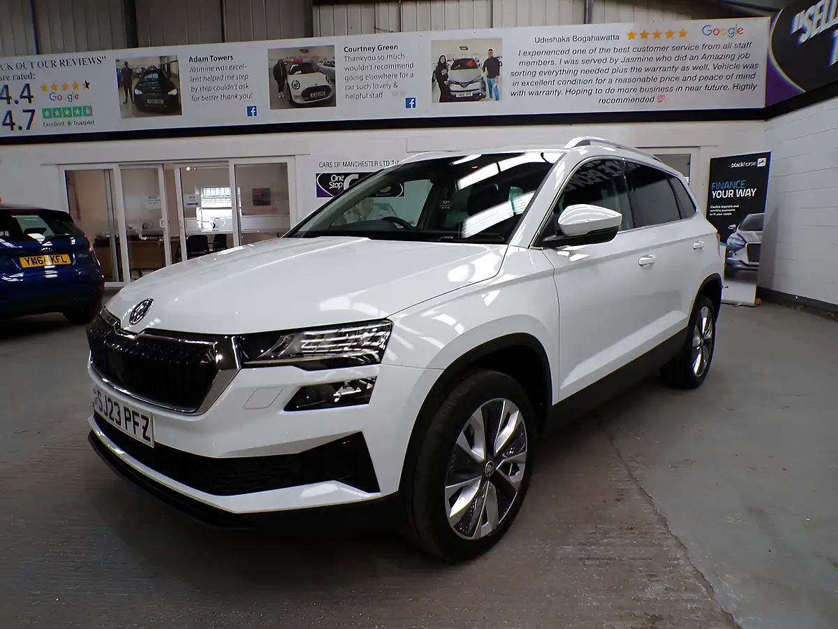 Used 2023 Skoda Karoq Se L White - Interior and Exterior details 3