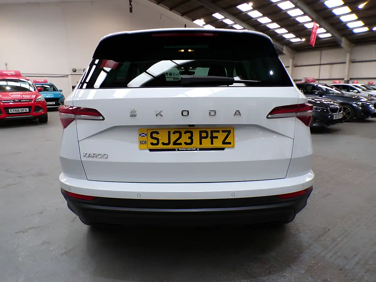 Used 2023 Skoda Karoq Se L White - Interior and Exterior details 6