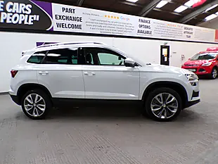 Used 2023 Skoda Karoq Se L White - Interior and Exterior details 8