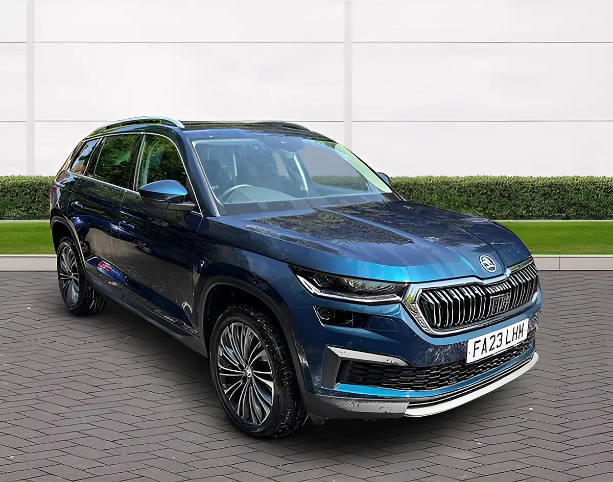 Used 2023 Skoda Kodiaq Se L Executive Blue - Front View