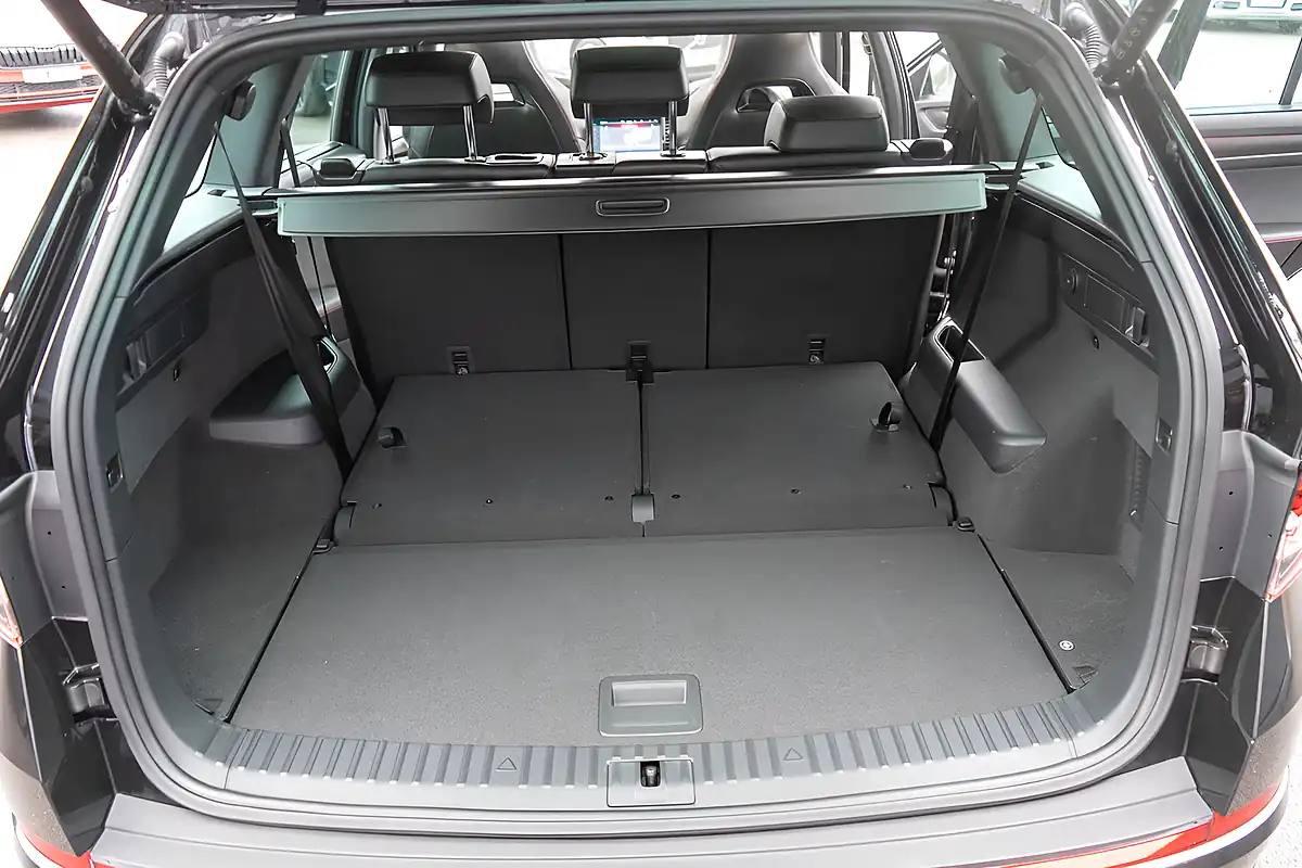 Used 2023 Skoda Kodiaq VRS Black - Interior and Exterior details 19