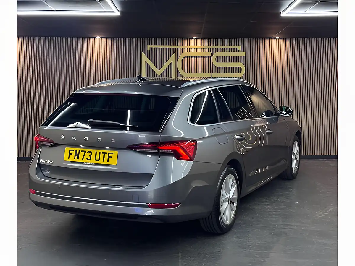 Used 2023 Skoda Octavia Se L Grey - Interior and Exterior details 4