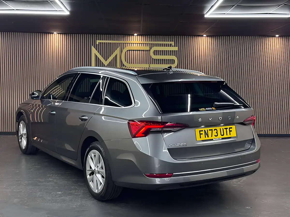Used 2023 Skoda Octavia Se L Grey - Interior and Exterior details 6