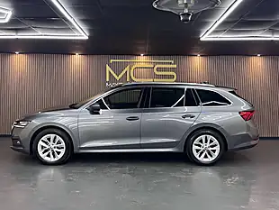 Used 2023 Skoda Octavia Se L Grey - Interior and Exterior details 7
