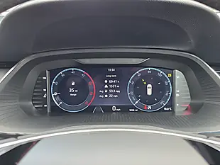 Used 2023 Skoda Octavia Se Technology Blue - Interior and Exterior details 13