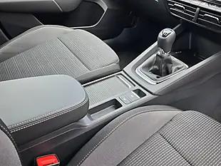 Used 2023 Skoda Octavia Se Technology Blue - Interior and Exterior details 17