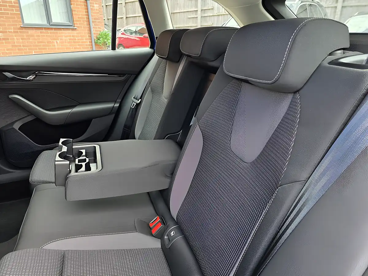 Used 2023 Skoda Octavia Se Technology Blue - Interior and Exterior details 19