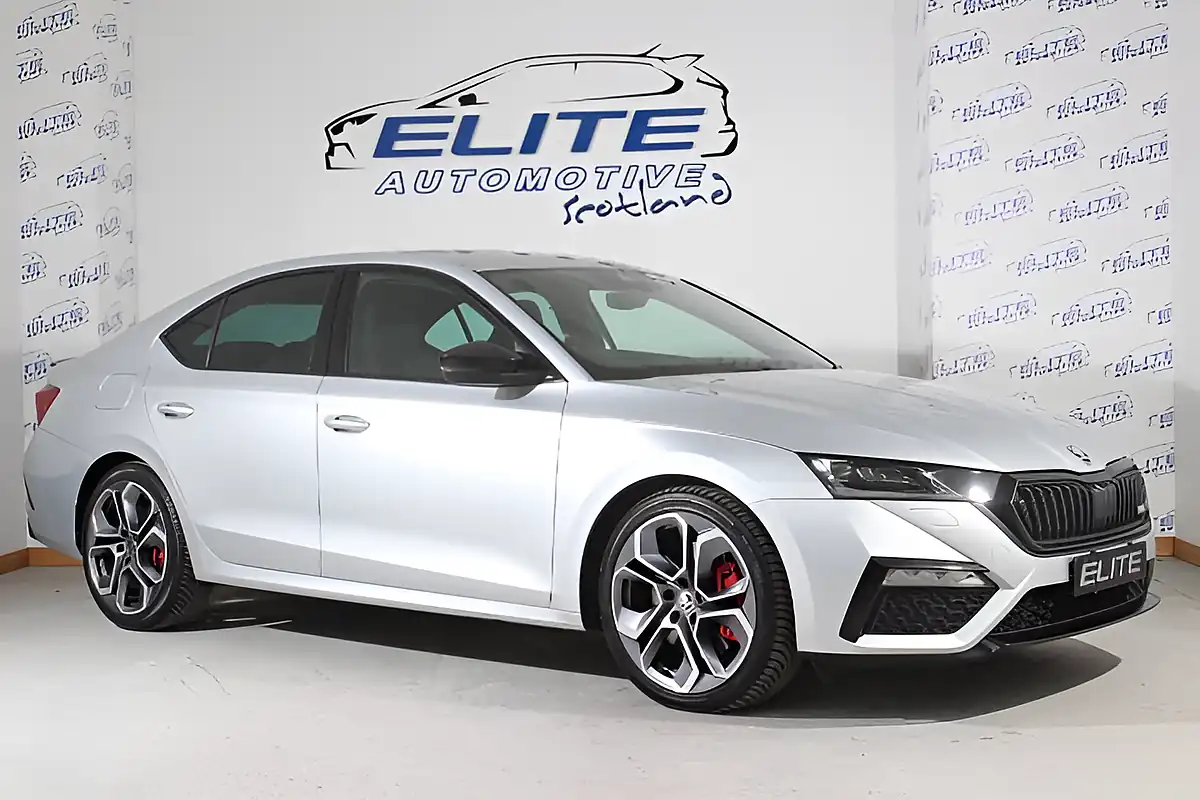 Used 2023 Skoda Octavia VRS Brilliant Silver - Front View