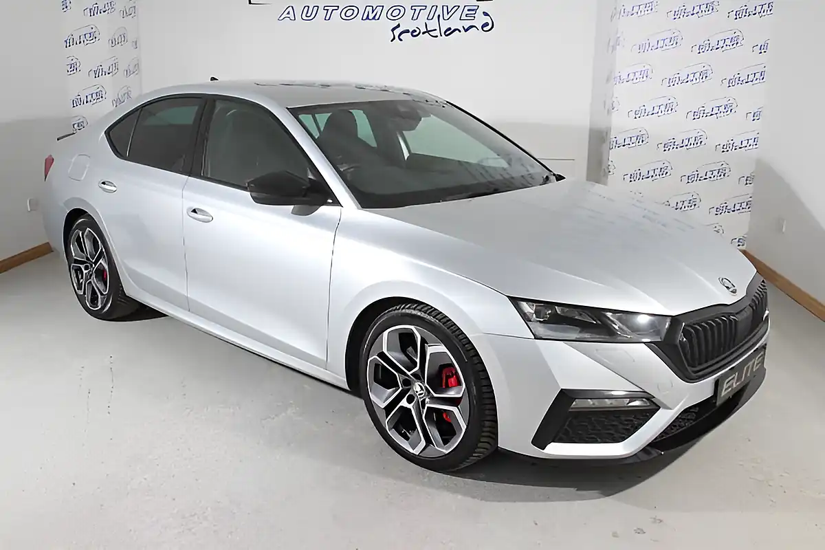 Used 2023 Skoda Octavia VRS Brilliant Silver - Interior and Exterior details 10