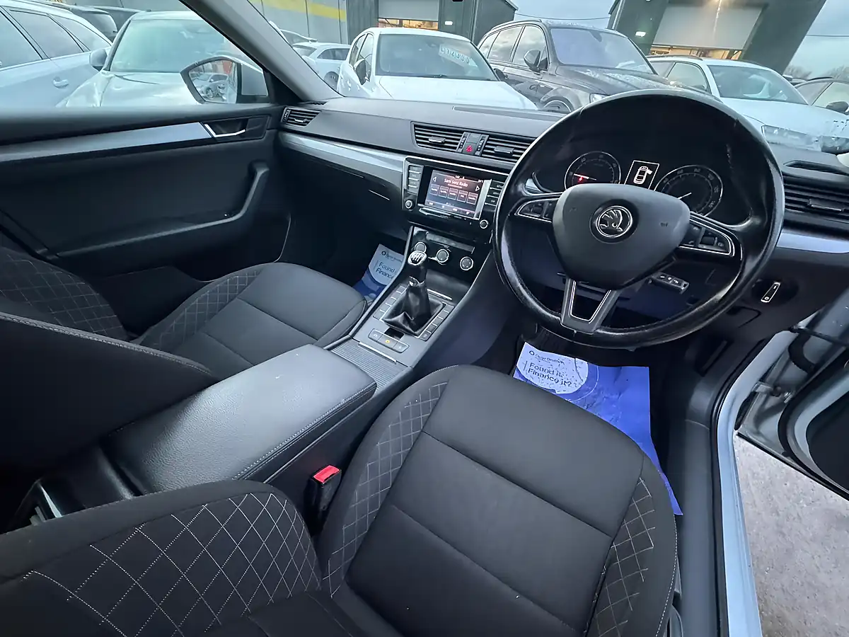 Used 2023 Skoda Superb S Silver - Interior and Exterior details 13