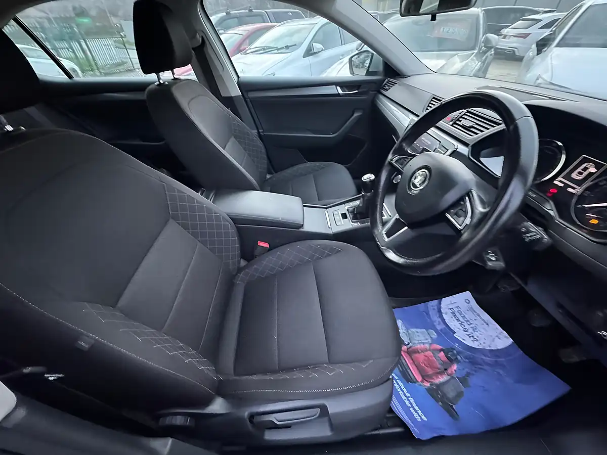 Used 2023 Skoda Superb S Silver - Interior and Exterior details 16