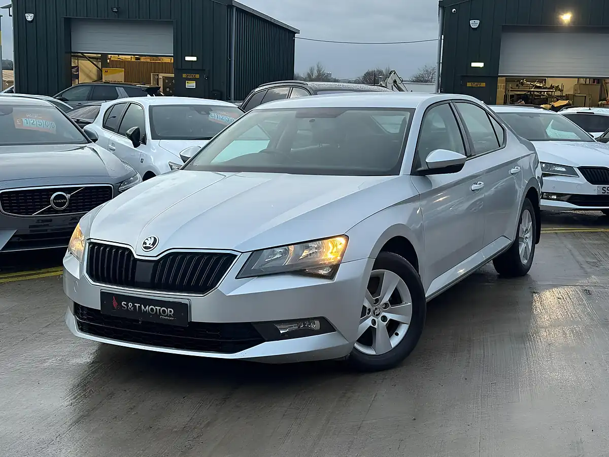 Used 2023 Skoda Superb S Silver - Interior and Exterior details 6