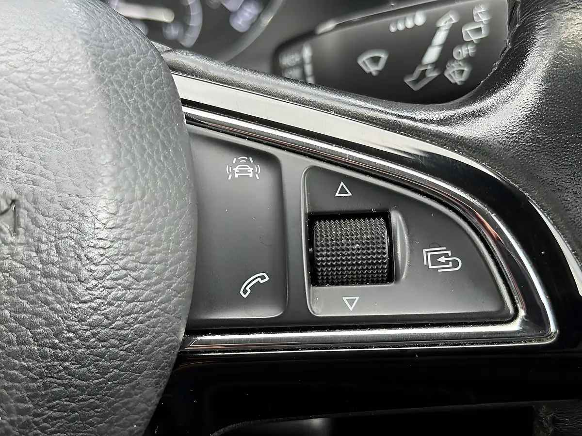Used 2023 Skoda Superb Se Technology Grey - Interior and Exterior details 15