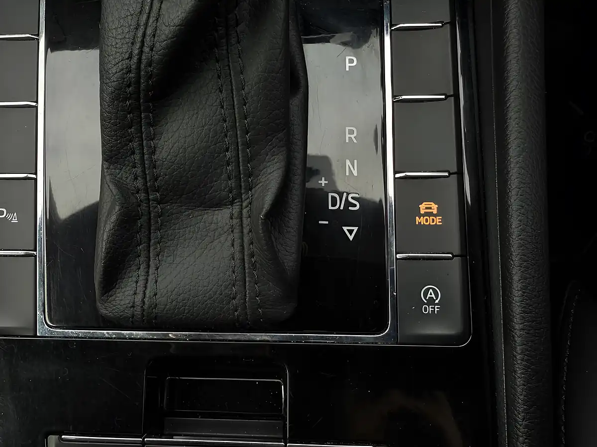 Used 2023 Skoda Superb Se Technology Grey - Interior and Exterior details 19