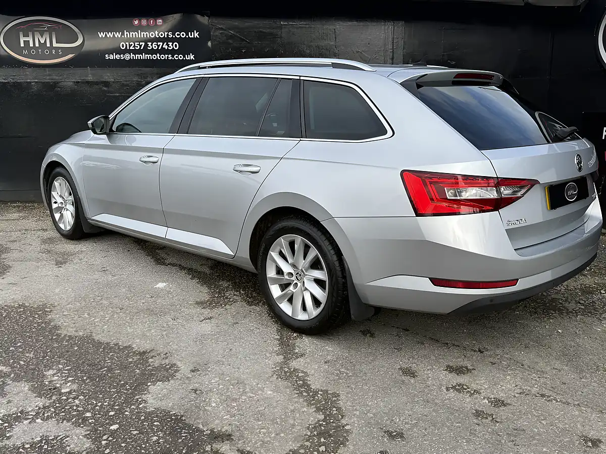 Used 2023 Skoda Superb Se Technology Grey - Interior and Exterior details 4