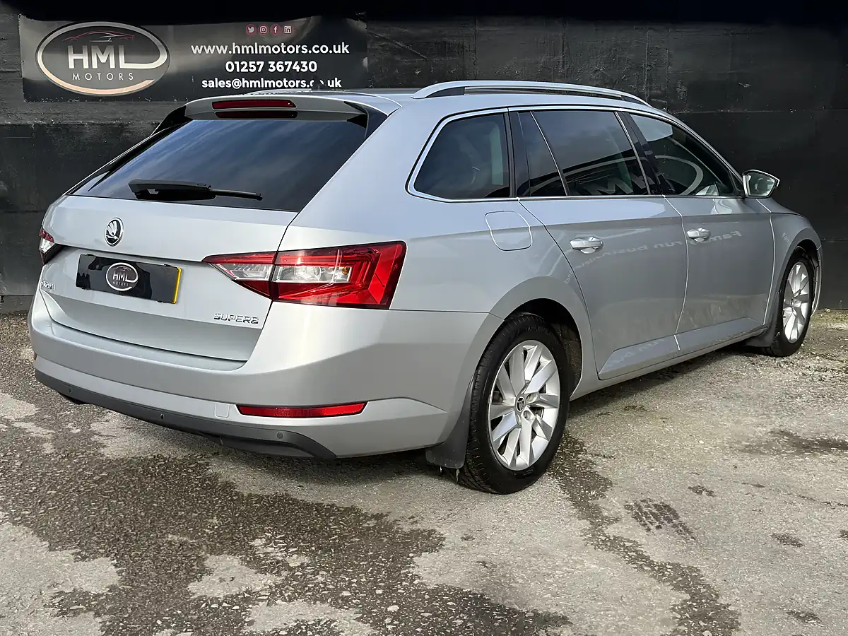 Used 2023 Skoda Superb Se Technology Grey - Interior and Exterior details 8