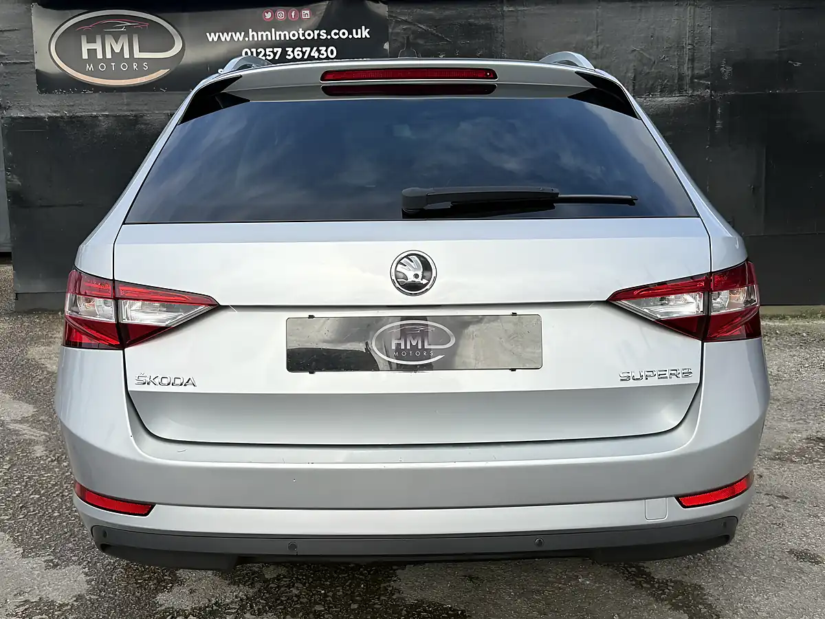 Used 2023 Skoda Superb Se Technology Grey - Interior and Exterior details 9