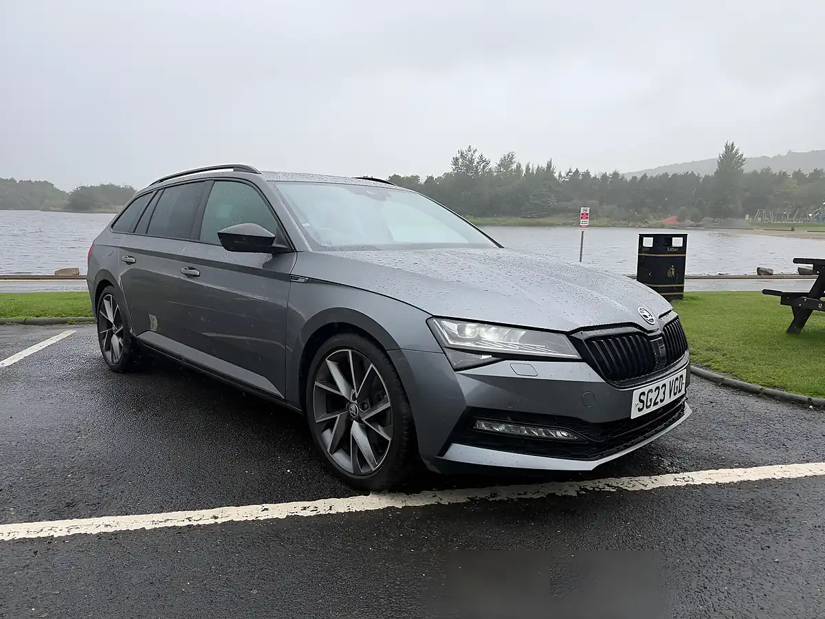 Used 2023 Skoda Superb Sportline Plus Grey - Front View