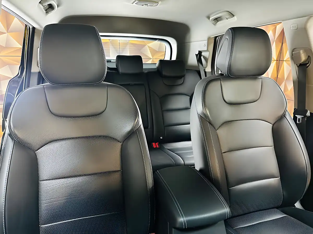 Used 2023 Ssangyong Korando E-Motion Ultimate Black - Interior and Exterior details 12