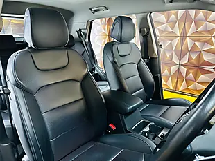 Used 2023 Ssangyong Korando E-Motion Ultimate Black - Interior and Exterior details 9