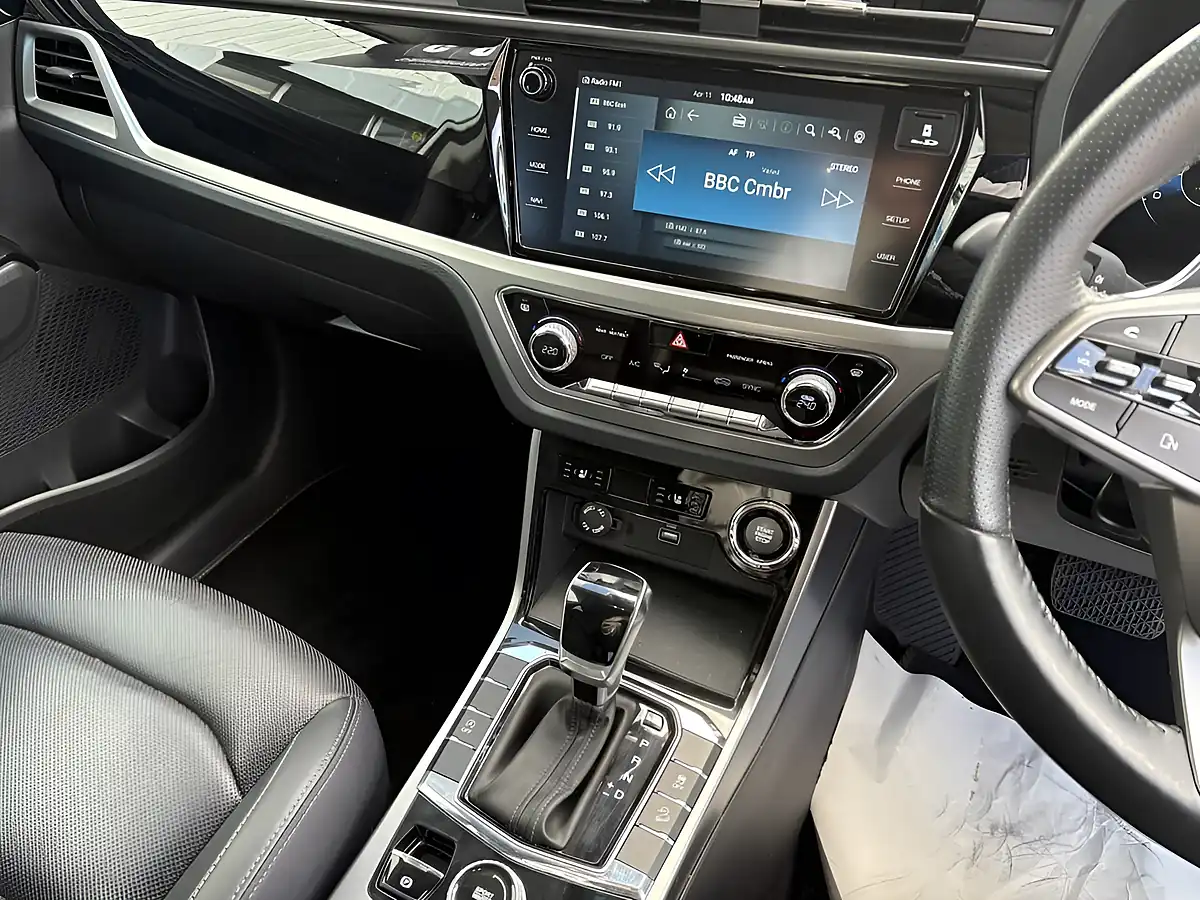 Used 2023 Ssangyong Korando Ultimate Grand White - Interior and Exterior details 9
