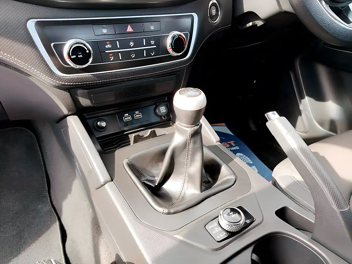 Used 2023 Ssangyong Musso Ex Red - Interior and Exterior details 19