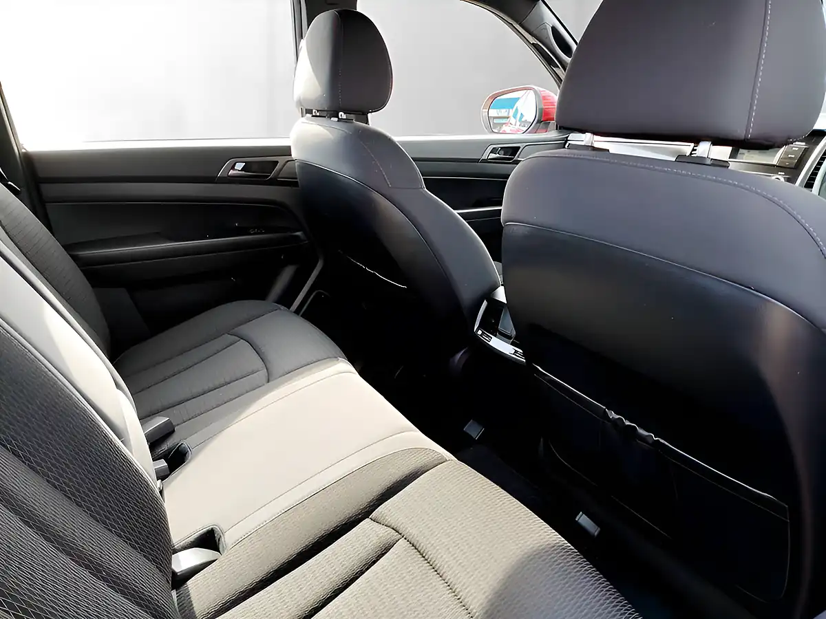 Used 2023 Ssangyong Musso Ex Red - Interior and Exterior details 20