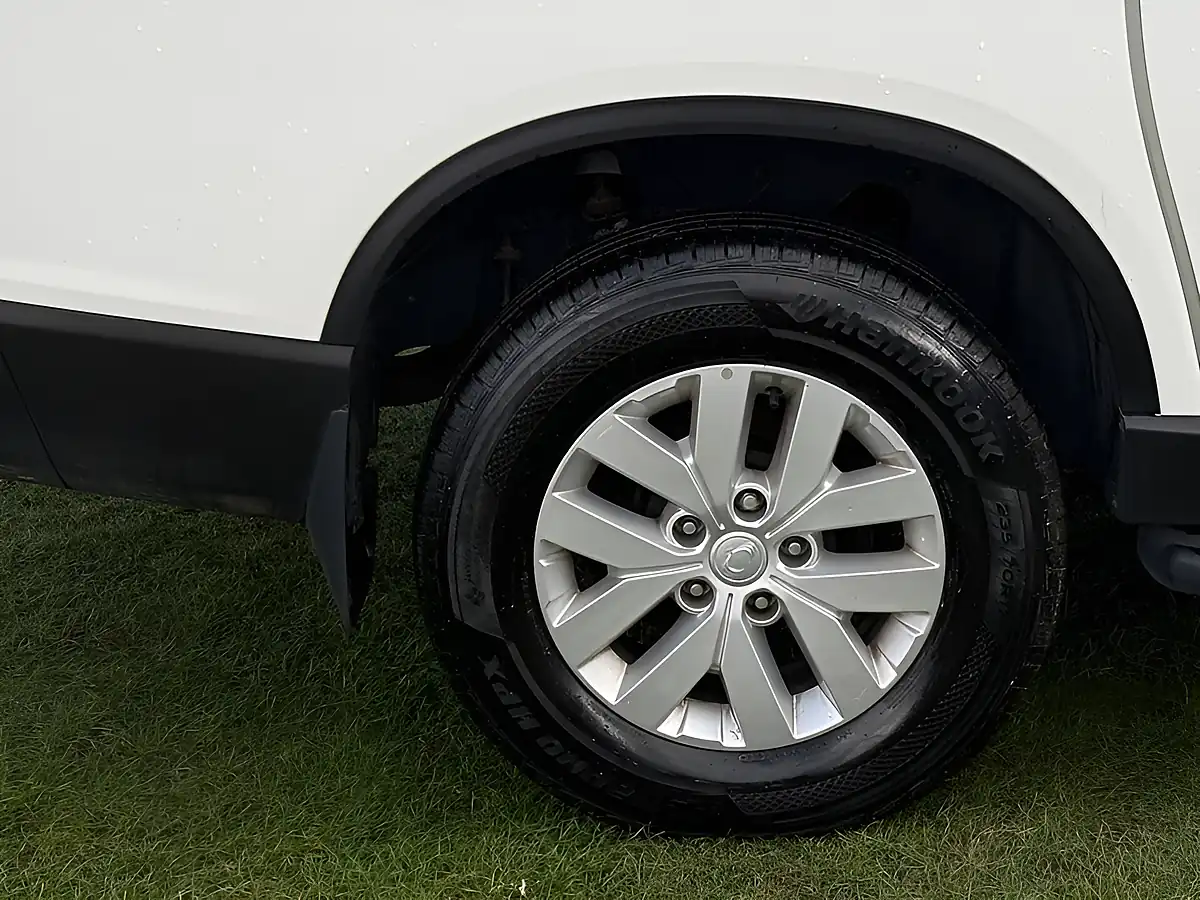 Used 2023 Ssangyong Musso Rebel Pickup Double Cab White - Interior and Exterior details 9
