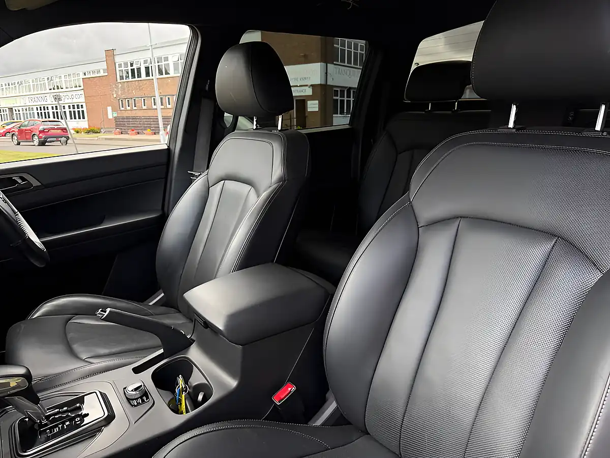 Used 2023 Ssangyong Musso Saracen Red - Interior and Exterior details 13