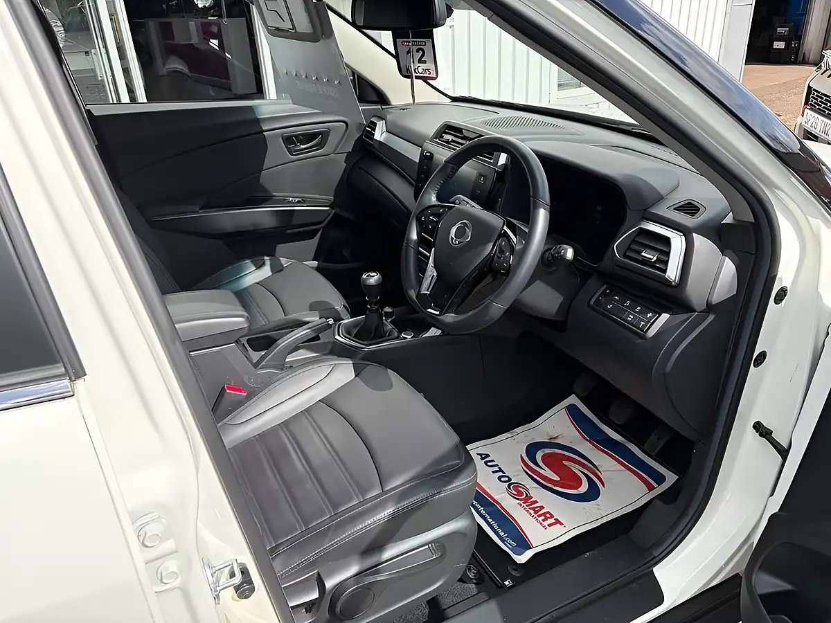 Used 2023 Ssangyong Tivoli Ultimate White - Interior and Exterior details 12