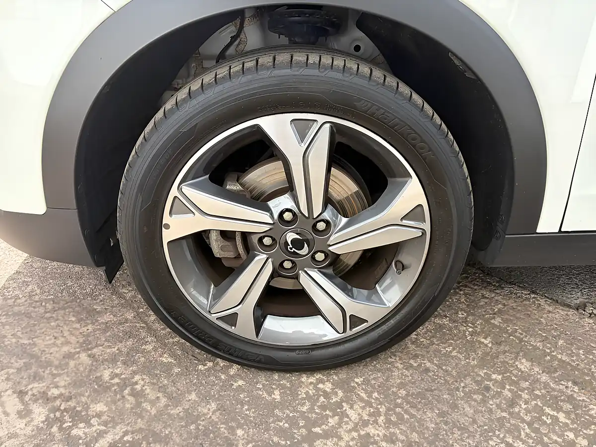Used 2023 Ssangyong Tivoli Ultimate White - Interior and Exterior details 3