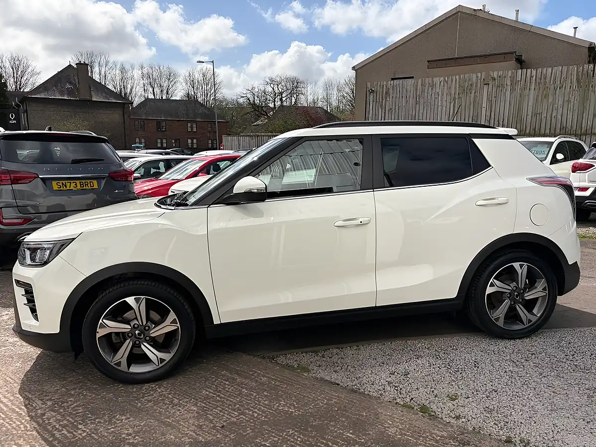 Used 2023 Ssangyong Tivoli Ultimate White - Interior and Exterior details 5