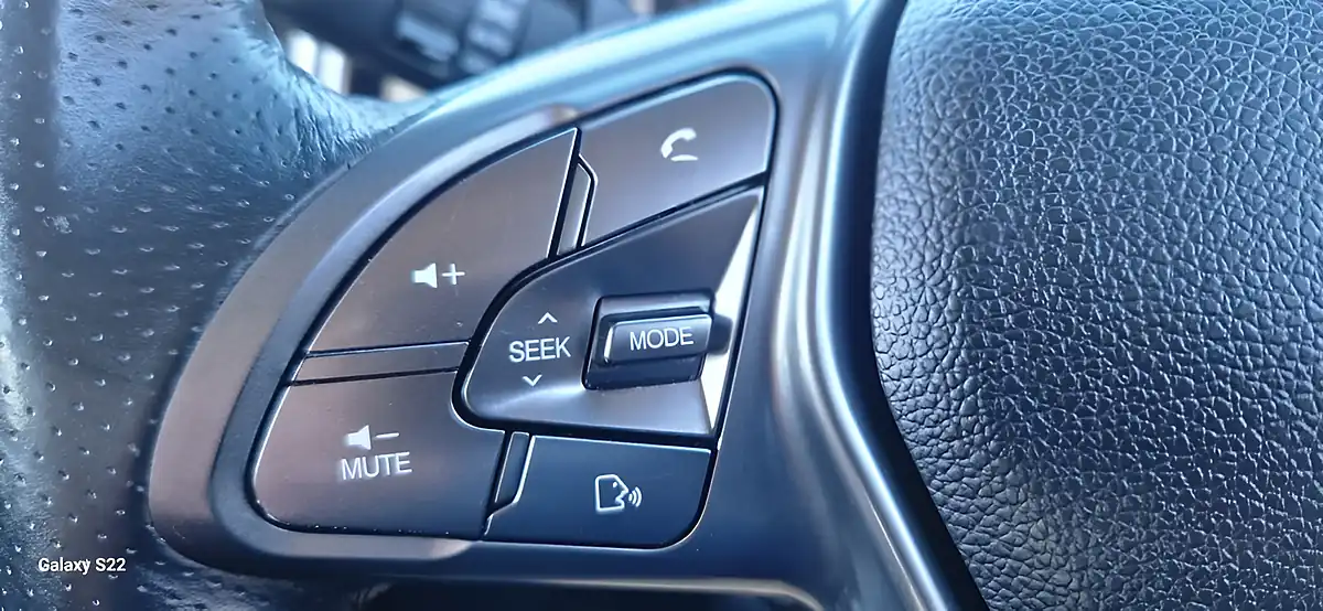 Used 2023 Ssangyong Tivoli Ventura Blue - Interior and Exterior details 16