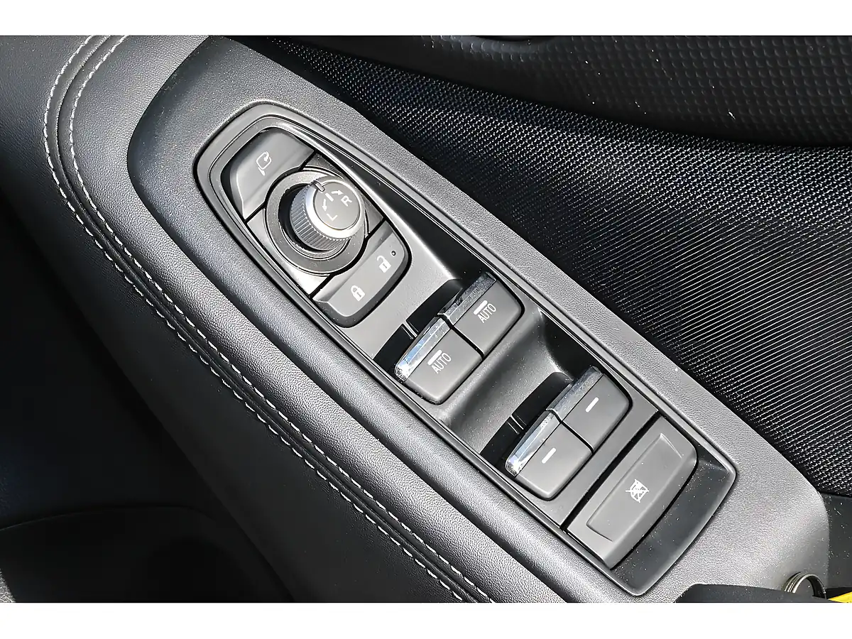 Used 2023 Subaru Forester Xe Gold - Interior and Exterior details 7
