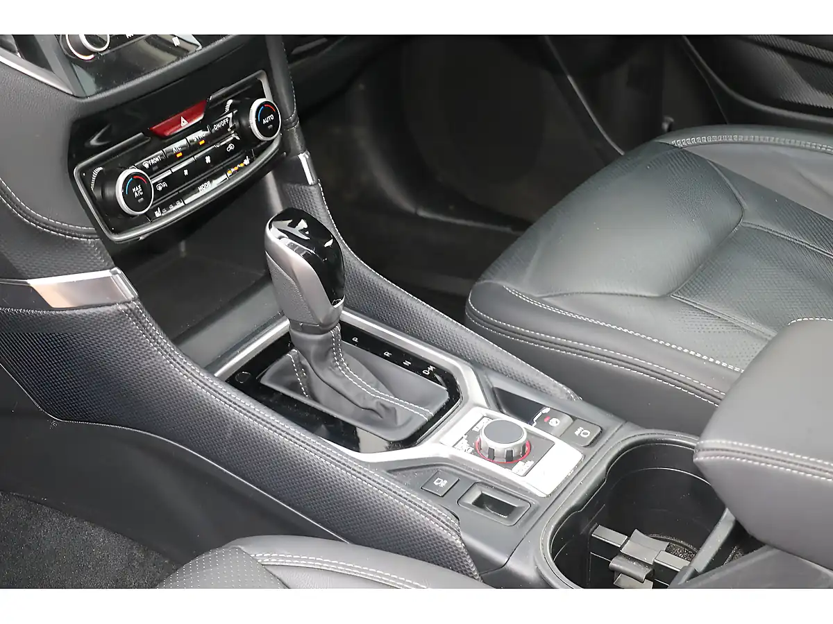 Used 2023 Subaru Forester Xe Premium Brilliant Bronze - Interior and Exterior details 17