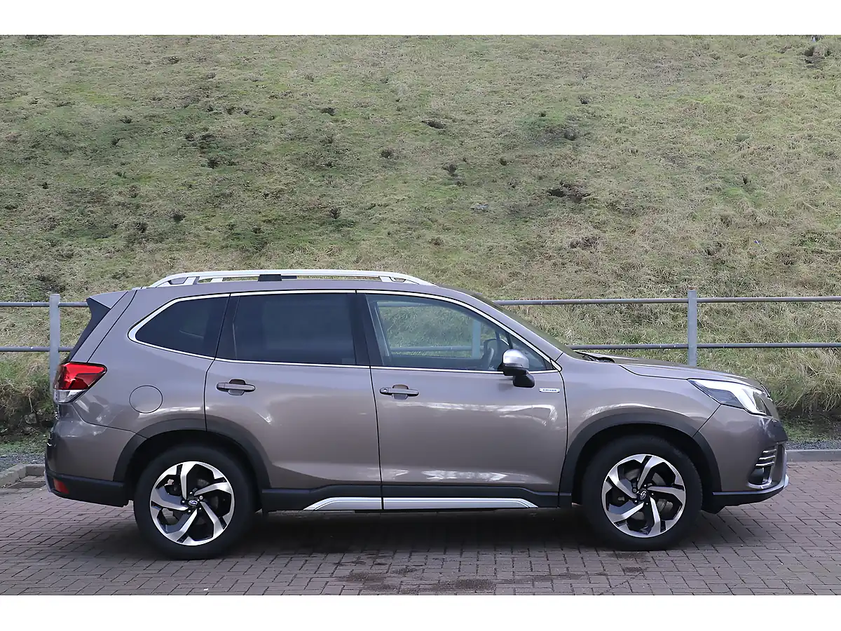 Used 2023 Subaru Forester Xe Premium Brilliant Bronze - Interior and Exterior details 3