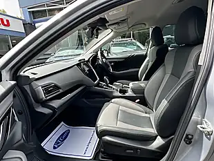 Used 2023 Subaru Outback Field Silver - Interior and Exterior details 11
