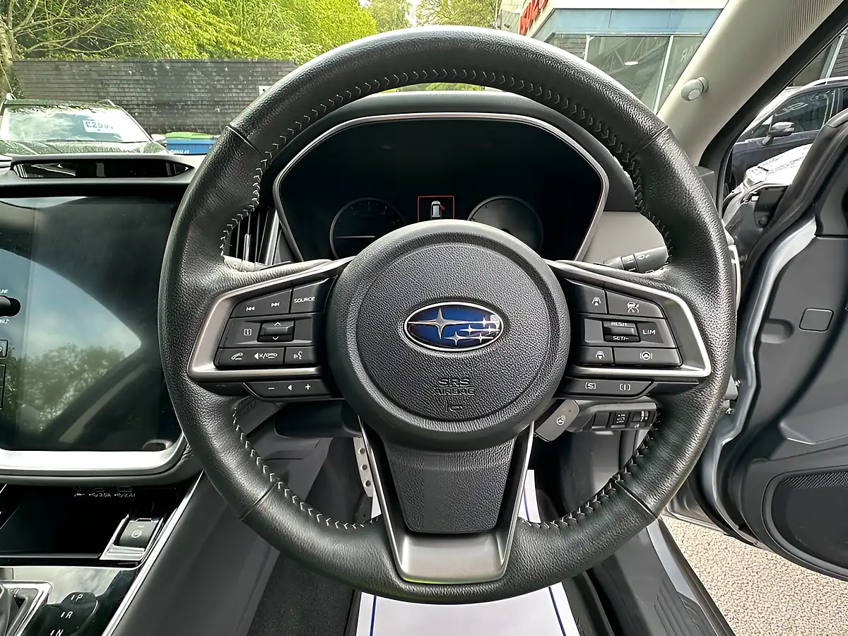 Used 2023 Subaru Outback Field Silver - Interior and Exterior details 12